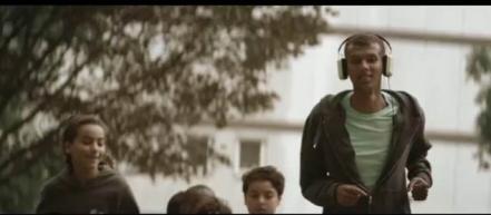 Клип дня: Stromae  — «Peace or violence»
