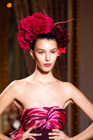 Дебютная коллекция Giambattista Valli на Haute Couture Fashion Week