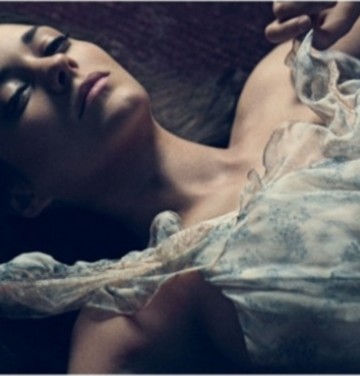 Видео: Марион Котийяр в рекламе Lady Dior