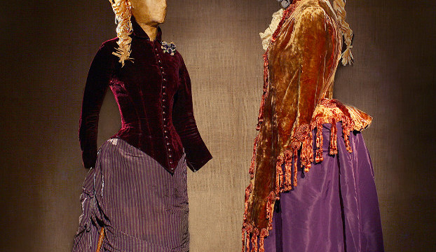 Выставка старинных дамских нарядов