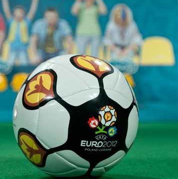 Трансляция матчей Евро-2012 в Jardin