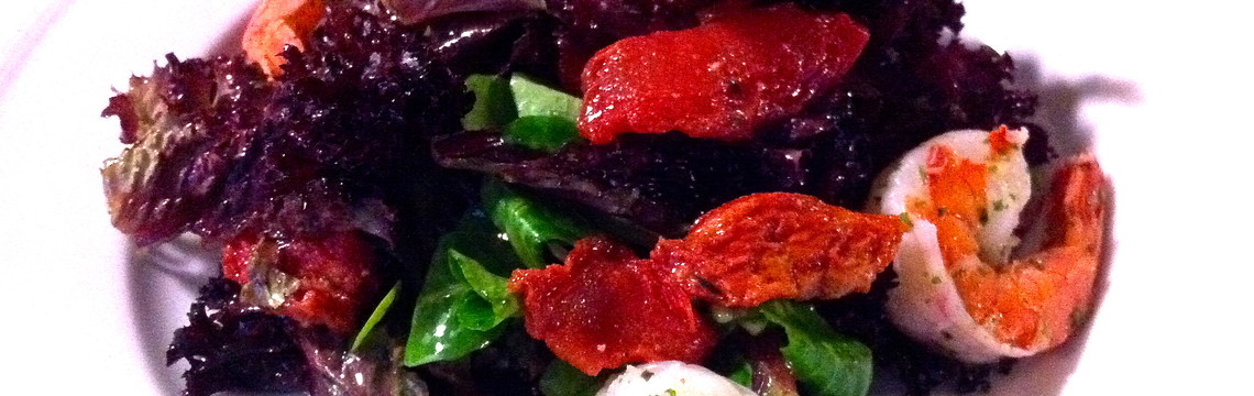 Салат с креветками от шеф-повара Toscana