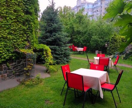 Відкриття літньої тераси в Готельно-ресторанном комплексе Lavilia!