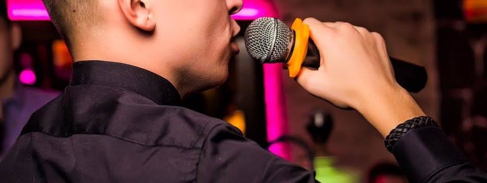 FIJI dance-karaoke!