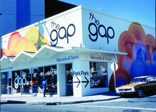 Fiba Retail открывает первый магазин Gap в Украине