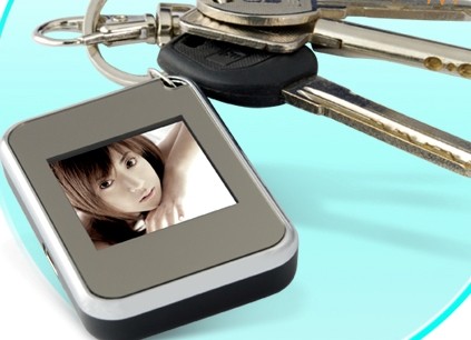 Цифровая фоторамка-брелок: плюсы и минусы