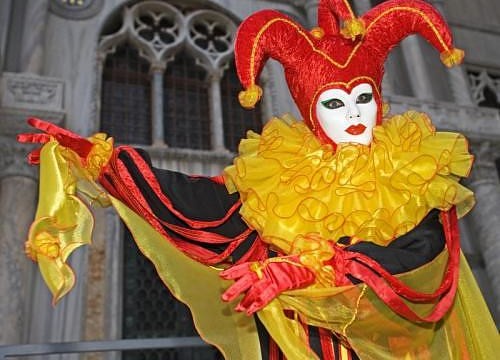 Февраль — месяц карнавалов