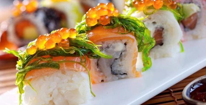 «СушиЯ» раздает подарки