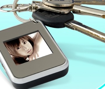 Цифровая фоторамка-брелок: плюсы и минусы