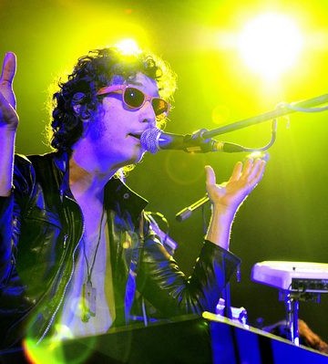 Презентация-перфоманс клипа PIANOБОЙ