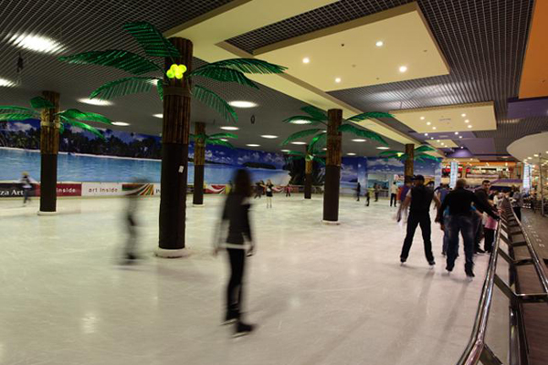 Где и за сколько можно покататься на коньках в Киеве