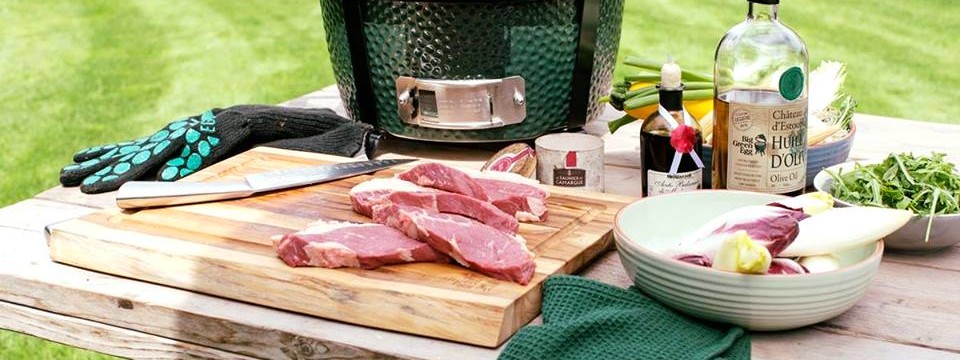 Мясо на открытом огне в HayLoft Ukrainian BBQ
