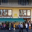 Макдональдс біля Опери (McDonald's проспект Свободи)