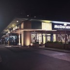 Макдональдс на Осокорках (McDonald's)